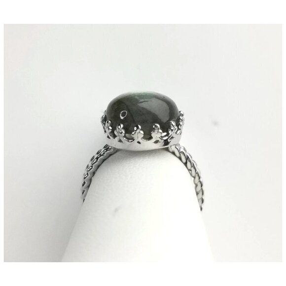 Cabochon Labradorite Ring in Sterling Silver Tudor Revival Design - Picture 2 of 9
